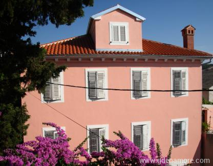  Apartmani Vodarić, privatni sme&scaron;taj u mestu Mali Lo&scaron;inj, Hrvatska
